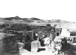 Bchard, H., Saqqara (before 1887
[Reproduced in 1887.]) (Enlarged image size=33Kb)